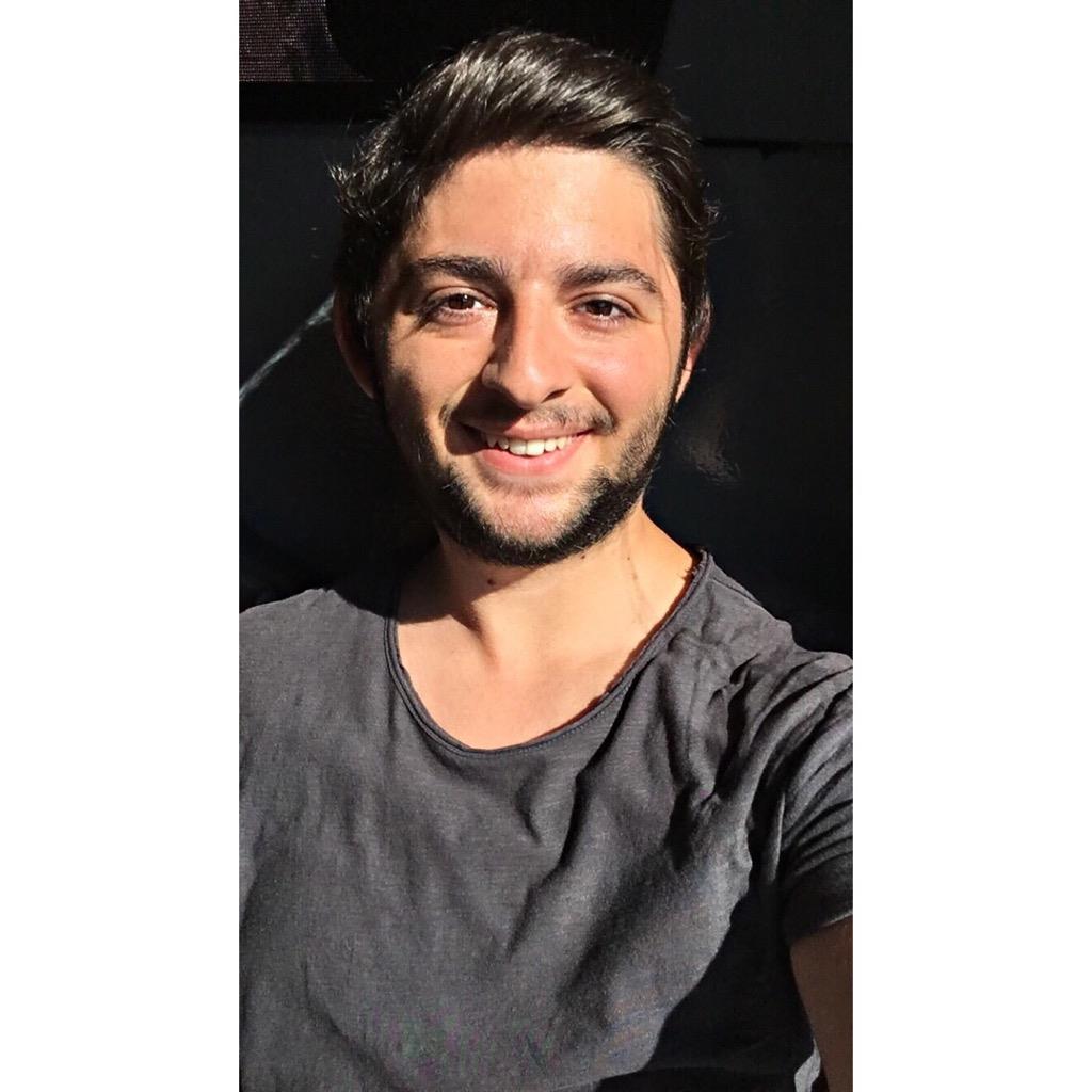Berk  Özgül 